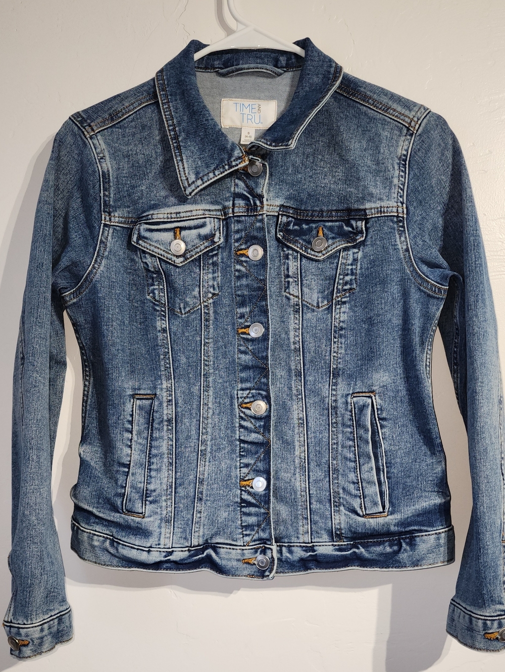 Time and Tru  Blue Jean Denim Jacket Sz S 4-6